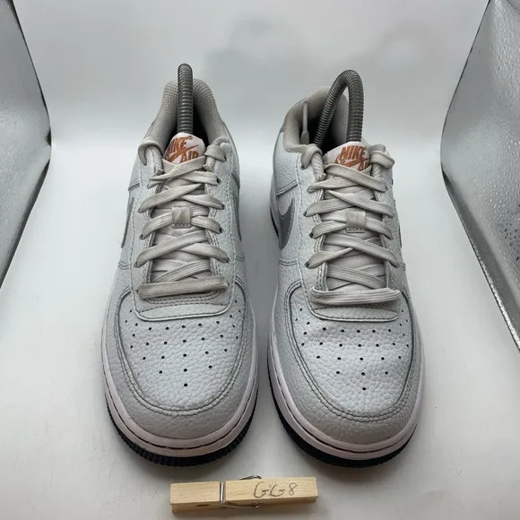 Nike Air Force 1 LV8 girls blue sneakers size 5 youth