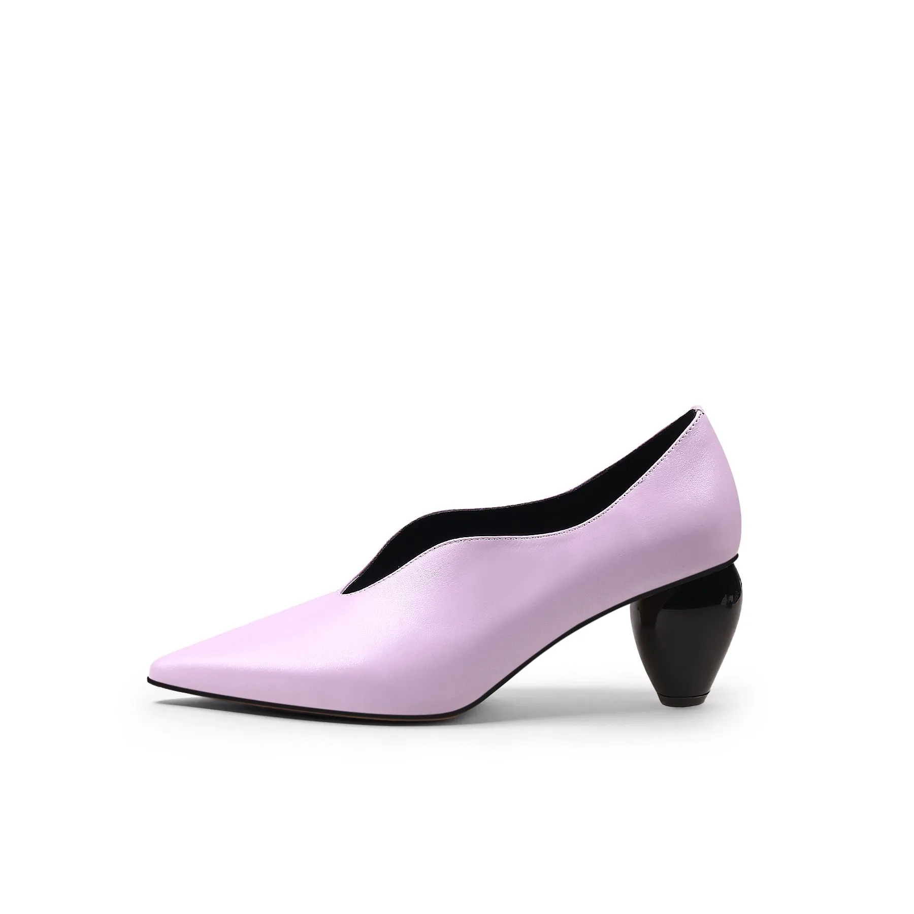 Scalloped Edges-Curve Shaped Leather Pump - Lavender