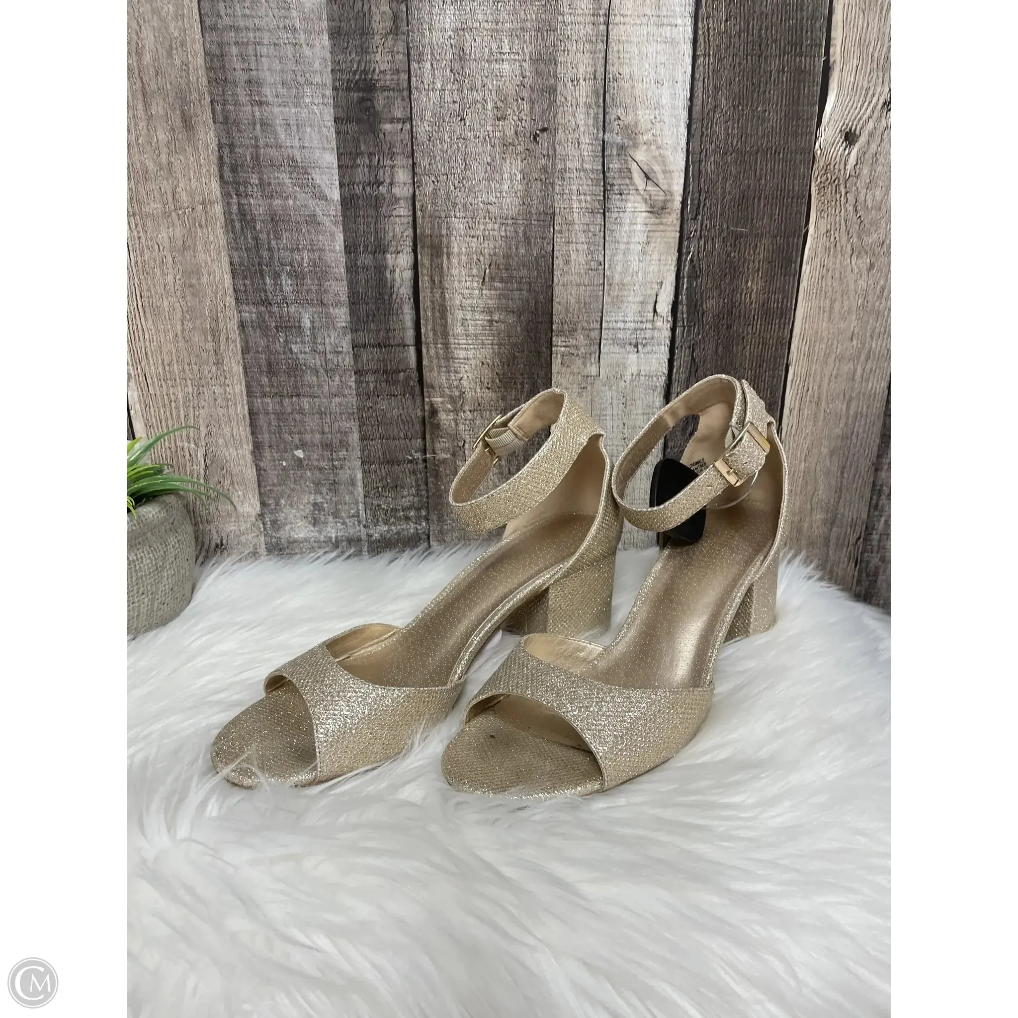 Shoes Heels Block By Cme In Gold, Size: 9.5
