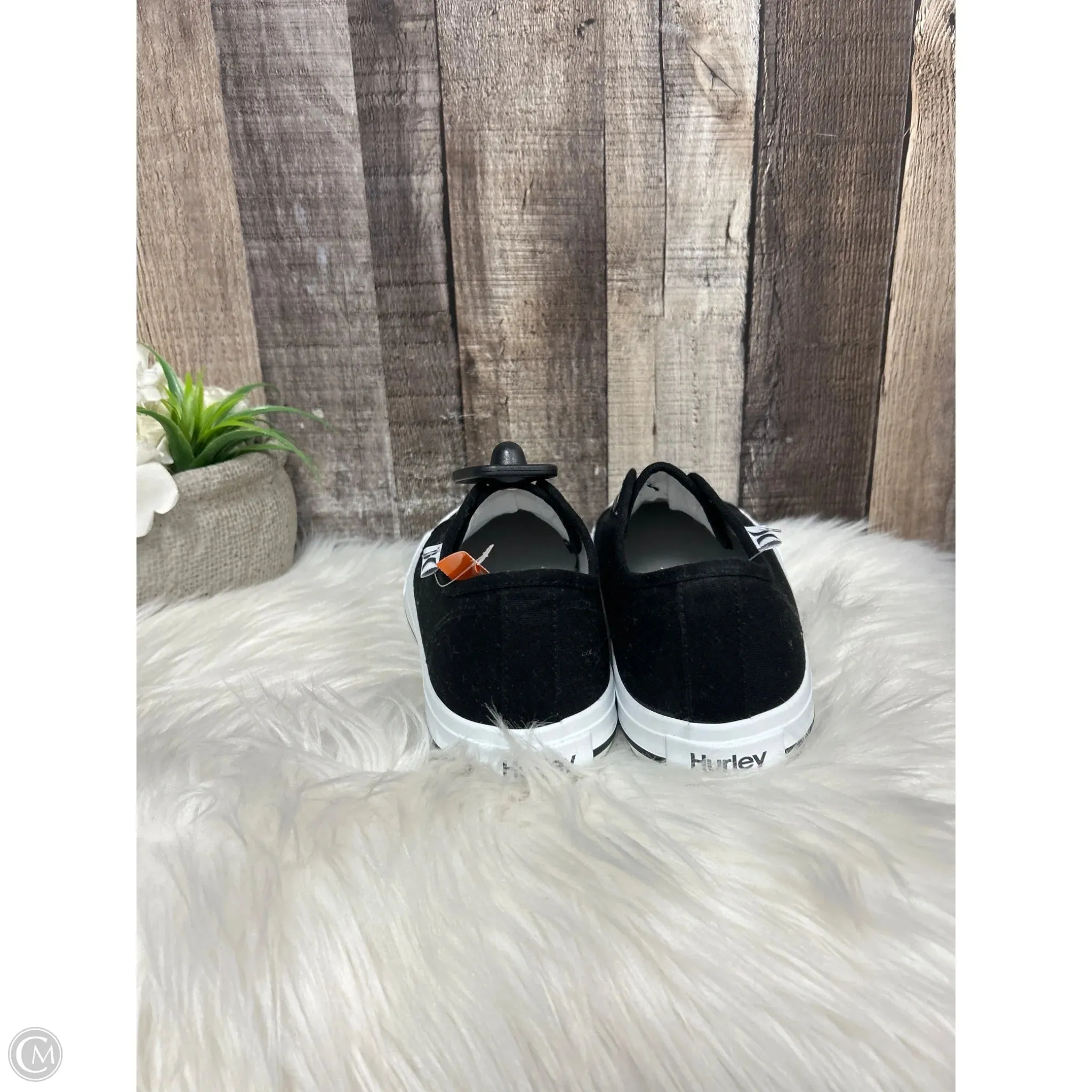 Shoes Sneakers By Cme In Black, Size: 7