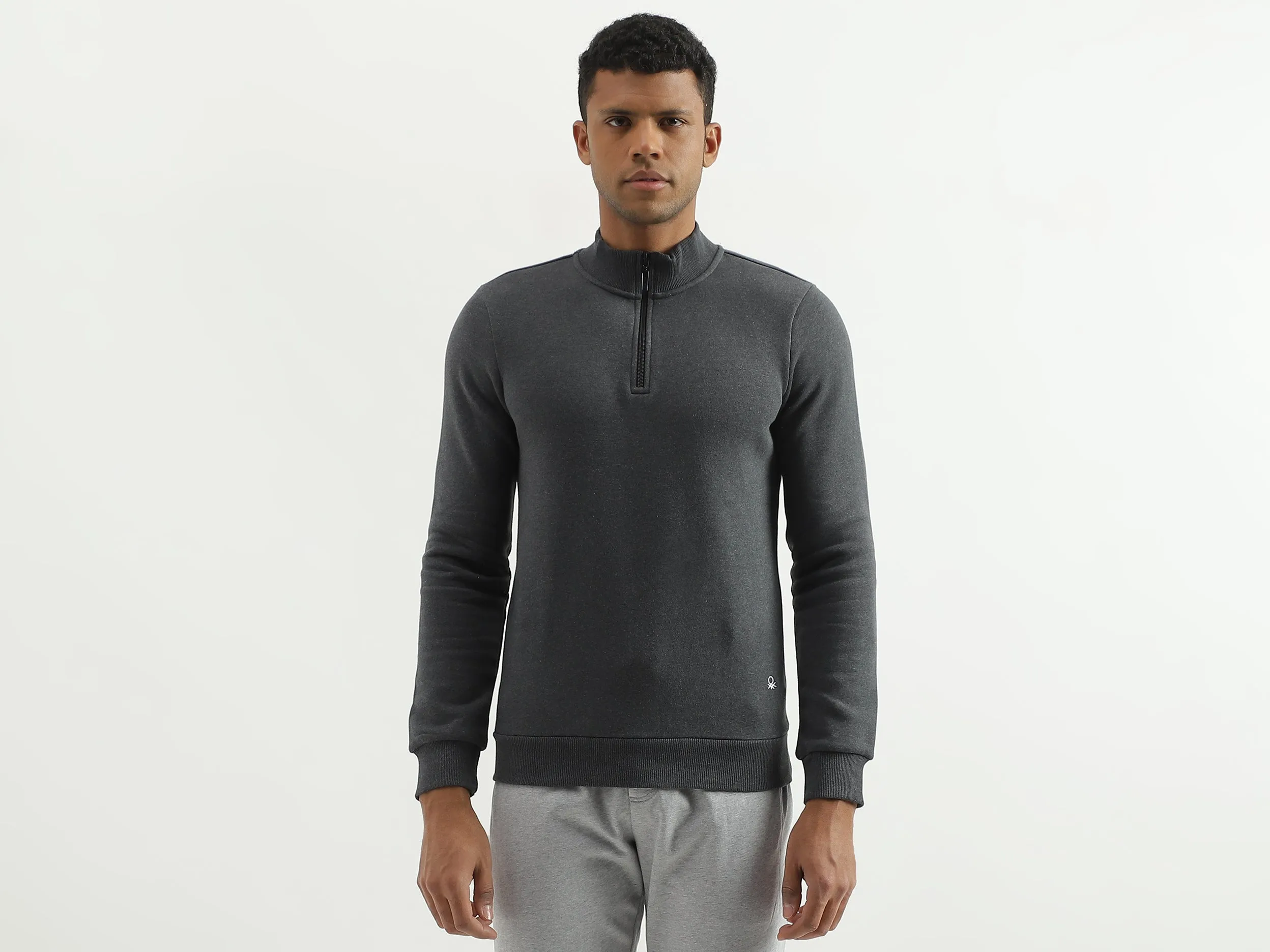 Slim Fit Mock Neck Solid Sweatshirt