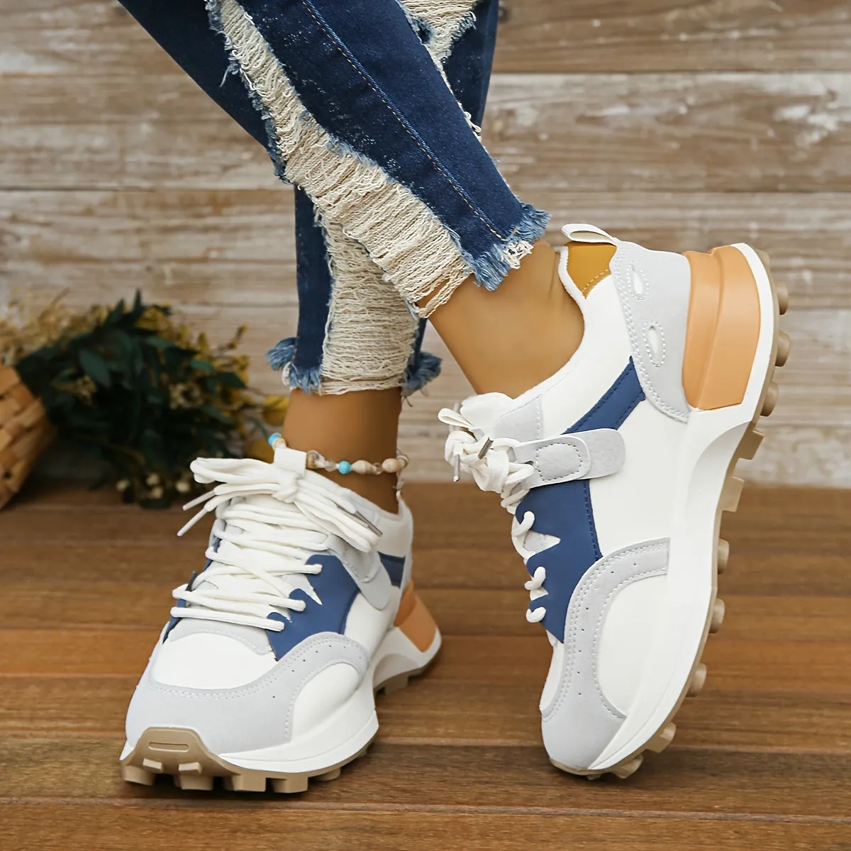 STACY - ULTRA-COMFORTABLE SNEAKERS