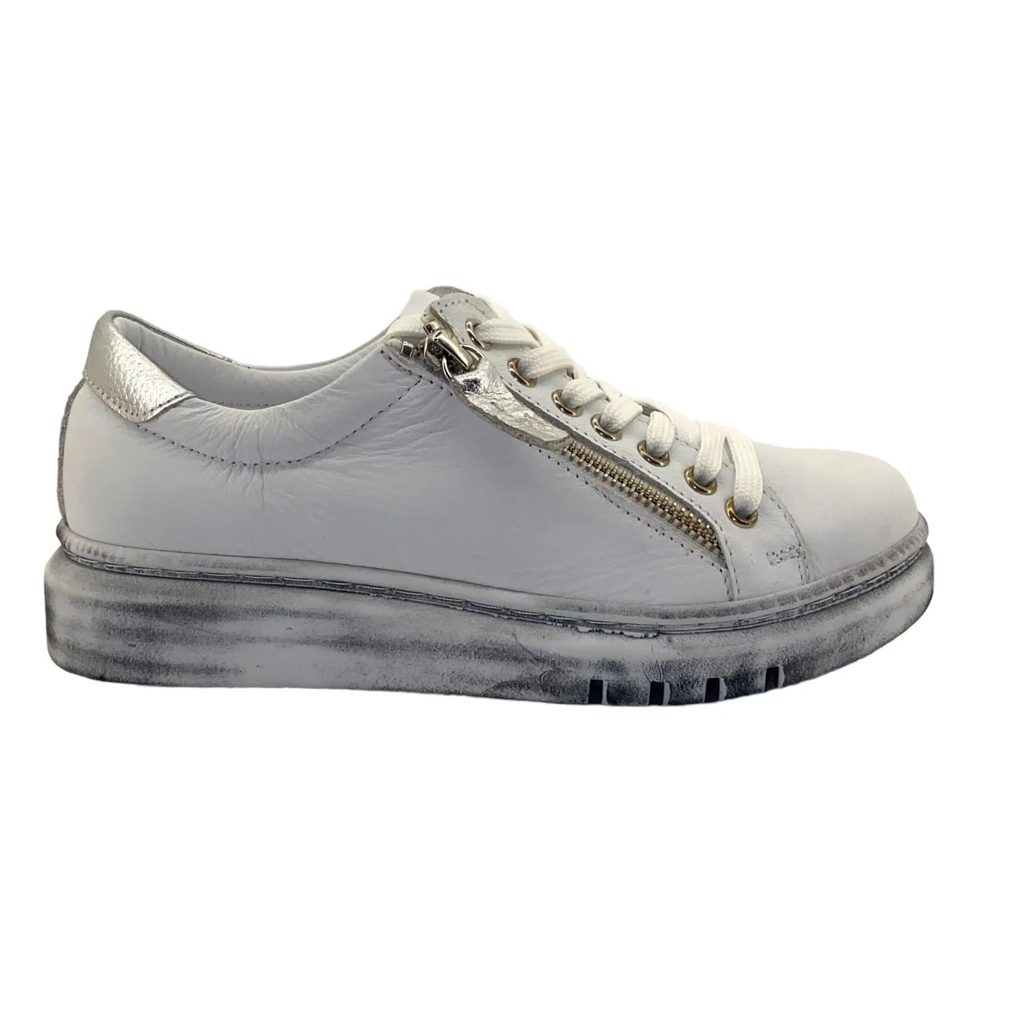 Tatter Sneaker - White/Silver - RS3