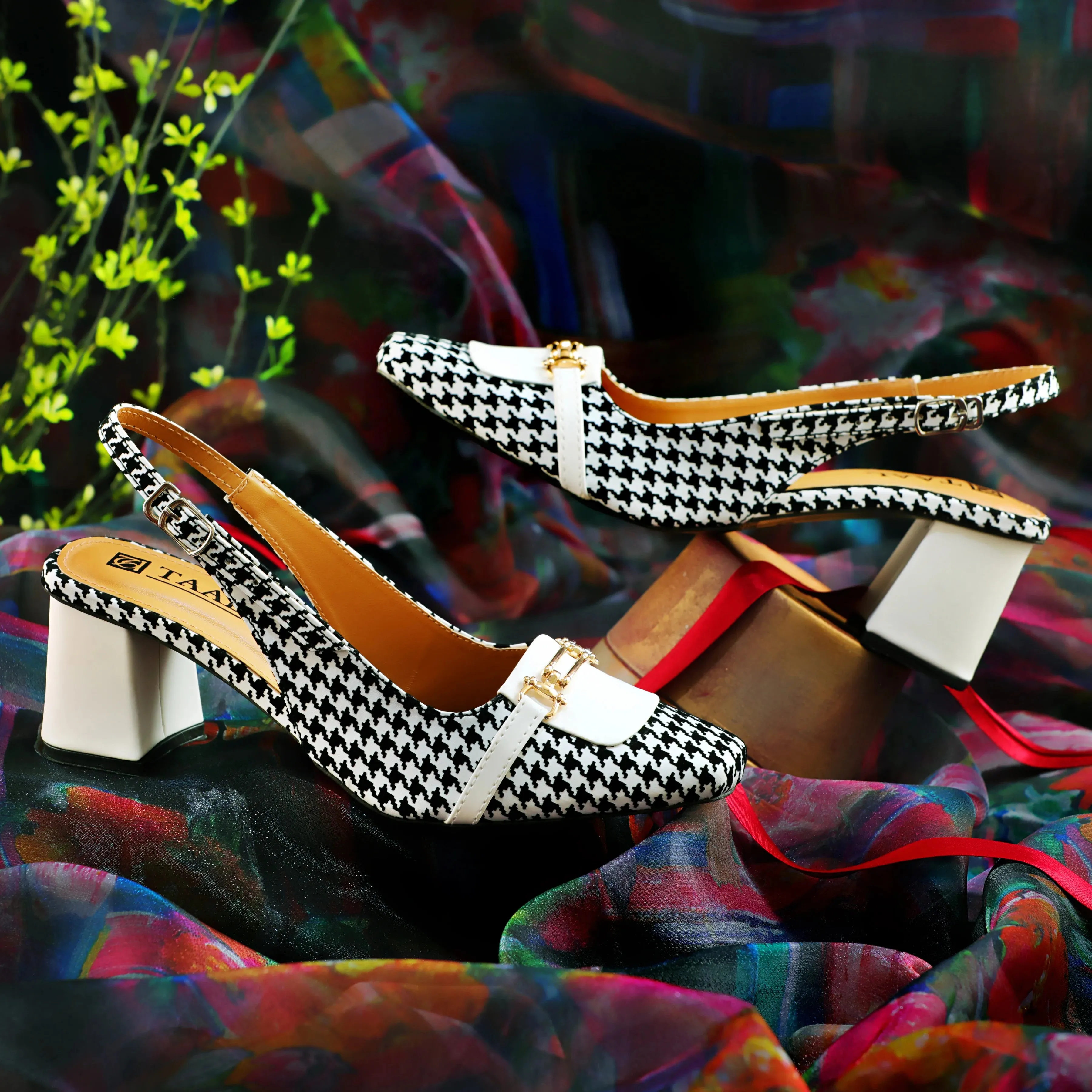 Tessera White Women Sandals