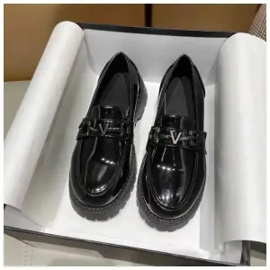 Withered British style retro fashion elegant leather loafers women shoes