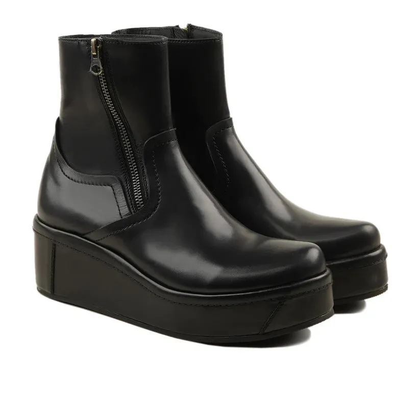 Women's Leather Boots