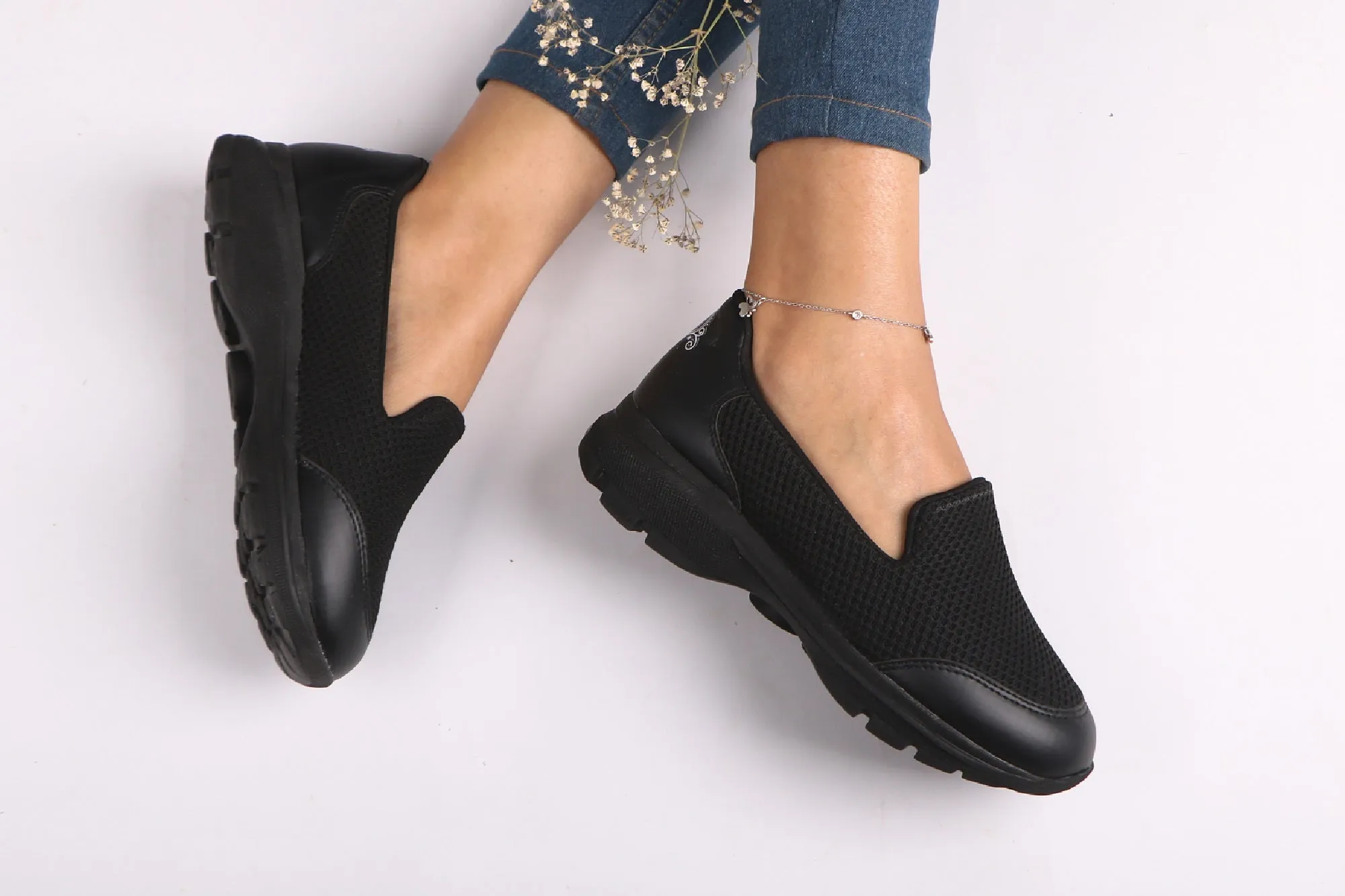 Women's Sneakers 2085_37