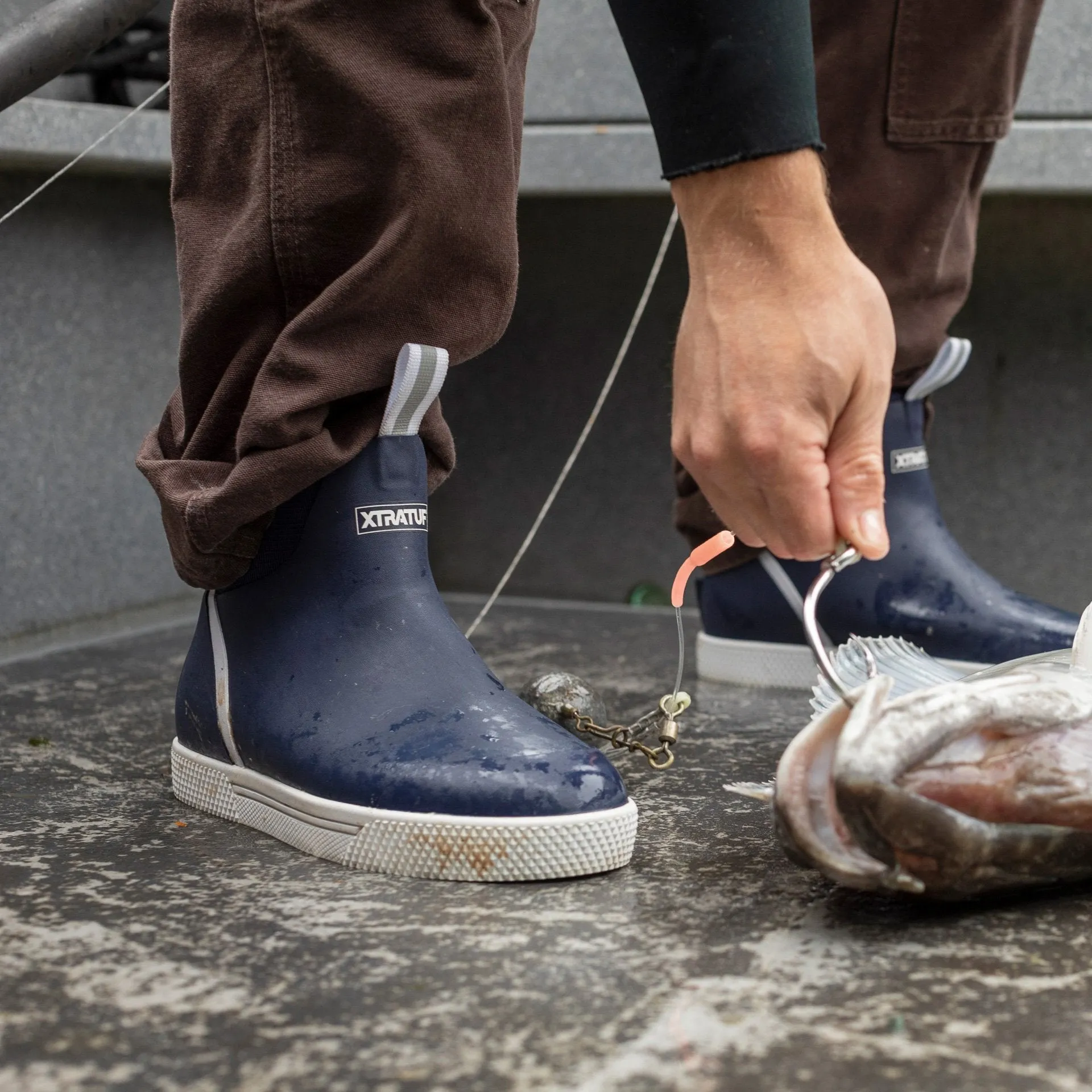 Xtratuf Men's Wheelhouse 6" Ankle Deck Waterproof Boot - Navy - XMW-201